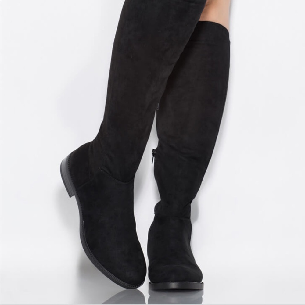 Black boots